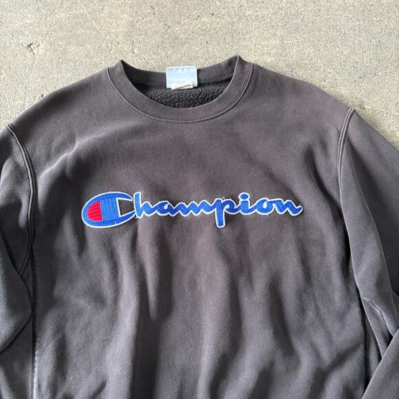 Champion Reverse Weave Crewneck Sweatshirt Mens M Faded Black Sweater Spellout - Picture 2 of 8